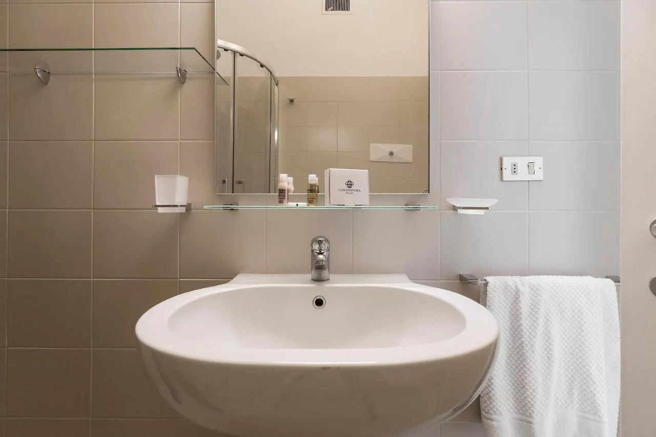 Contempora Apartments - Elvezia 8 - E52 Milan 0*,  Italy
